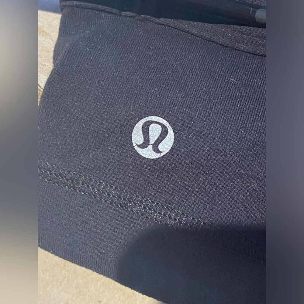 Lululemon No Limit Black Tank Top, Size 4 - Picture 7 of 8